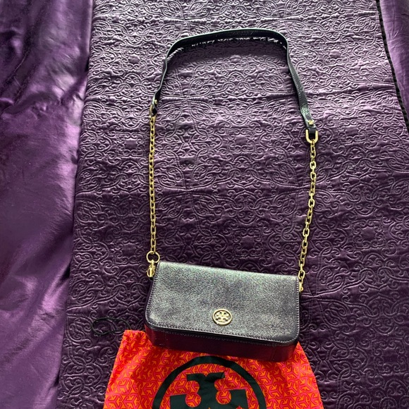 Tory Burch Handbags - Authentic Tory Burch Unique Purple Patent Leather crossbody bag